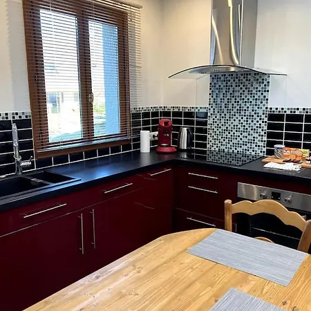 Calme Au Coeur Du Jardin Violaines